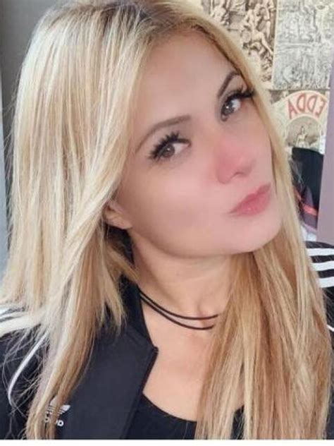 donna cerca uomo cz|Escort Catanzaro, Incontri con Donne a Catanzaro